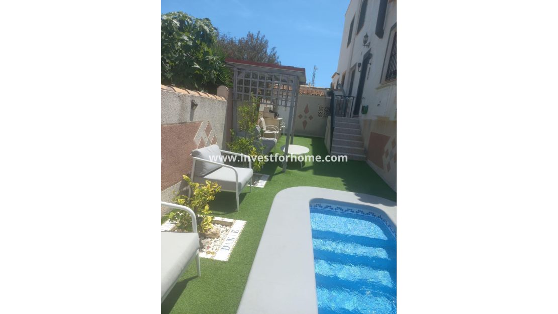 Försäljning - Hus - Orihuela Costa - Los Almendros-la Florida