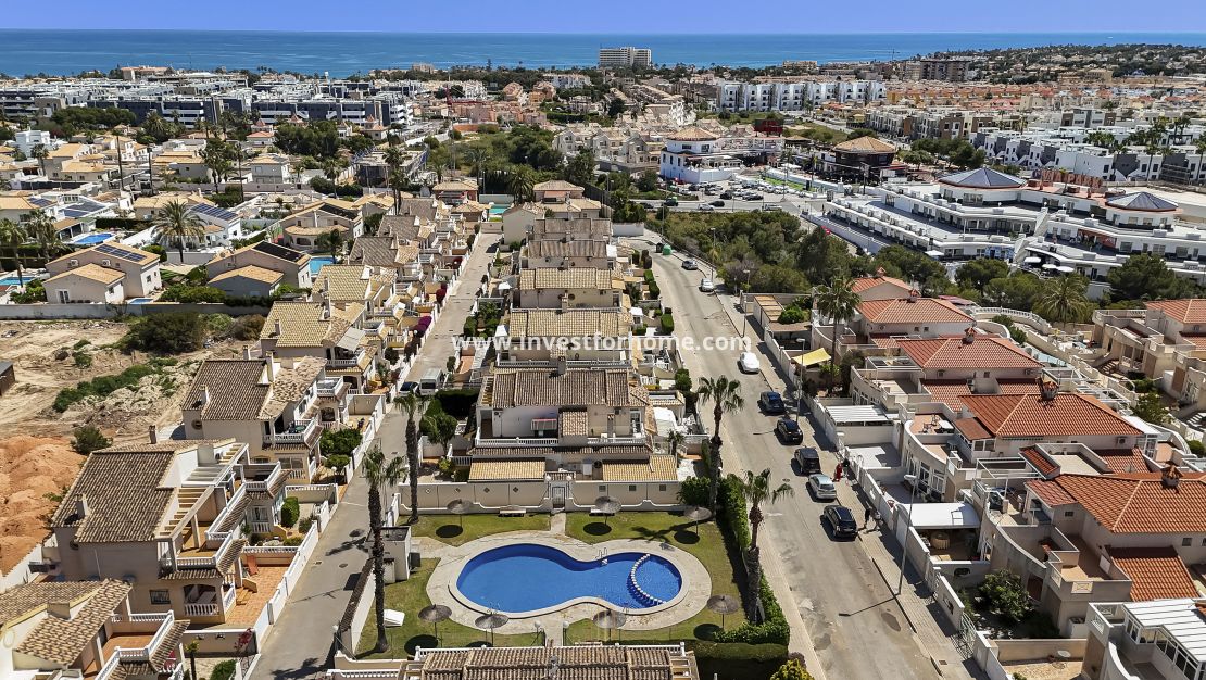 Försäljning - Hus - Orihuela Costa - Playa Flamenca
