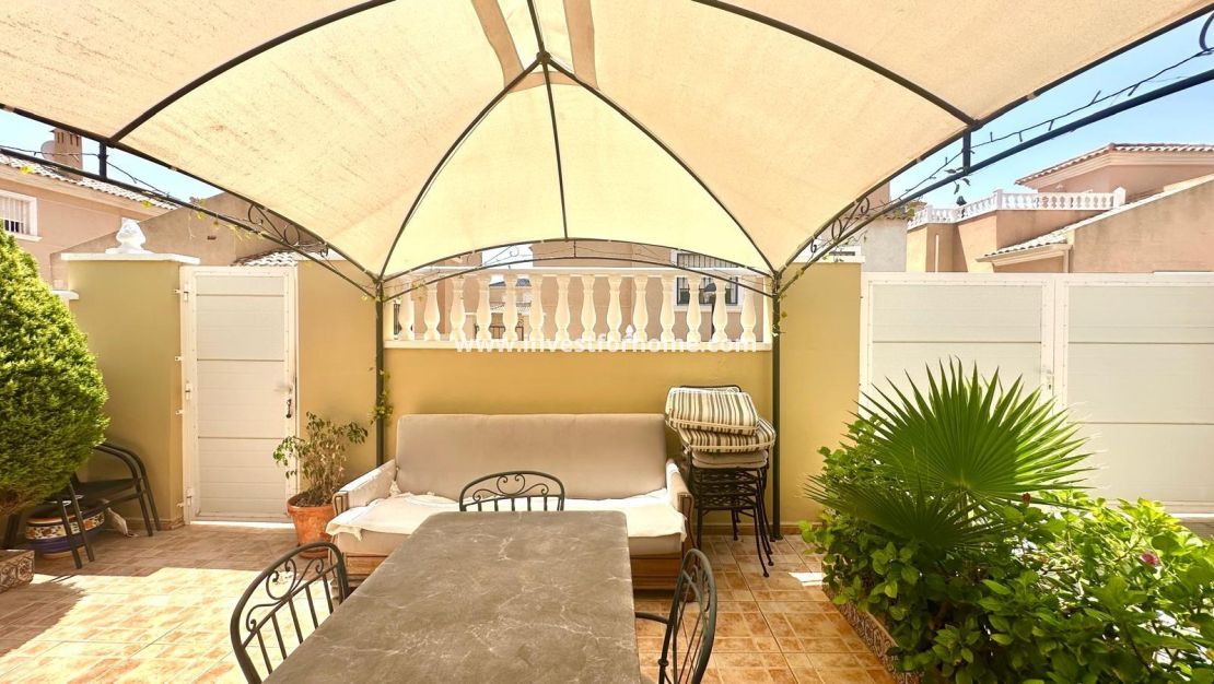 Försäljning - Hus - Orihuela Costa - Urbanización Perla Del Mar