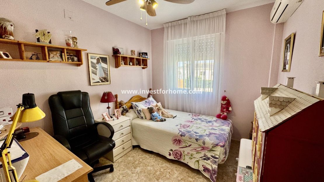 Försäljning - Hus - Orihuela Costa - Urbanización Perla Del Mar