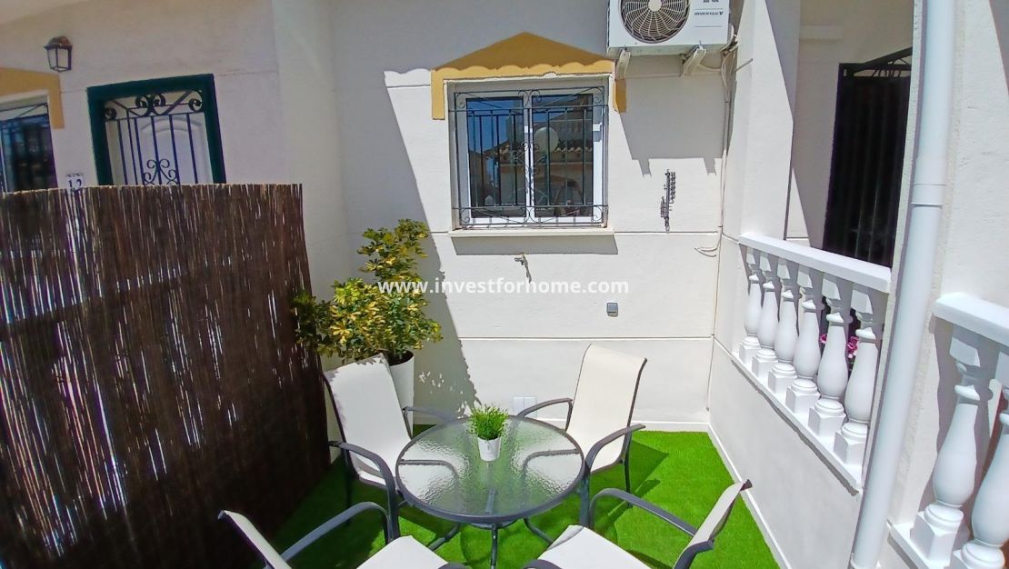 Försäljning - Hus - Orihuela Costa - Urbanización Perla Del Mar