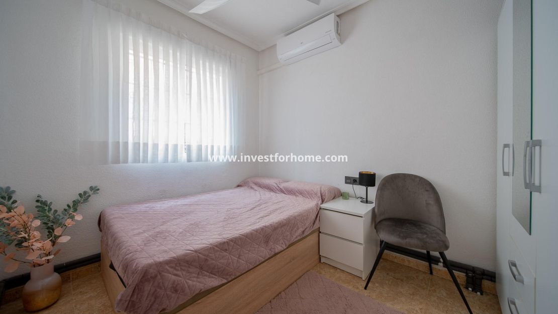 Försäljning - Hus - Orihuela Costa - Villamartin Pau 26