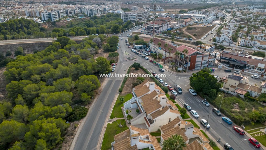 Försäljning - Hus - Orihuela Costa - Villamartín
