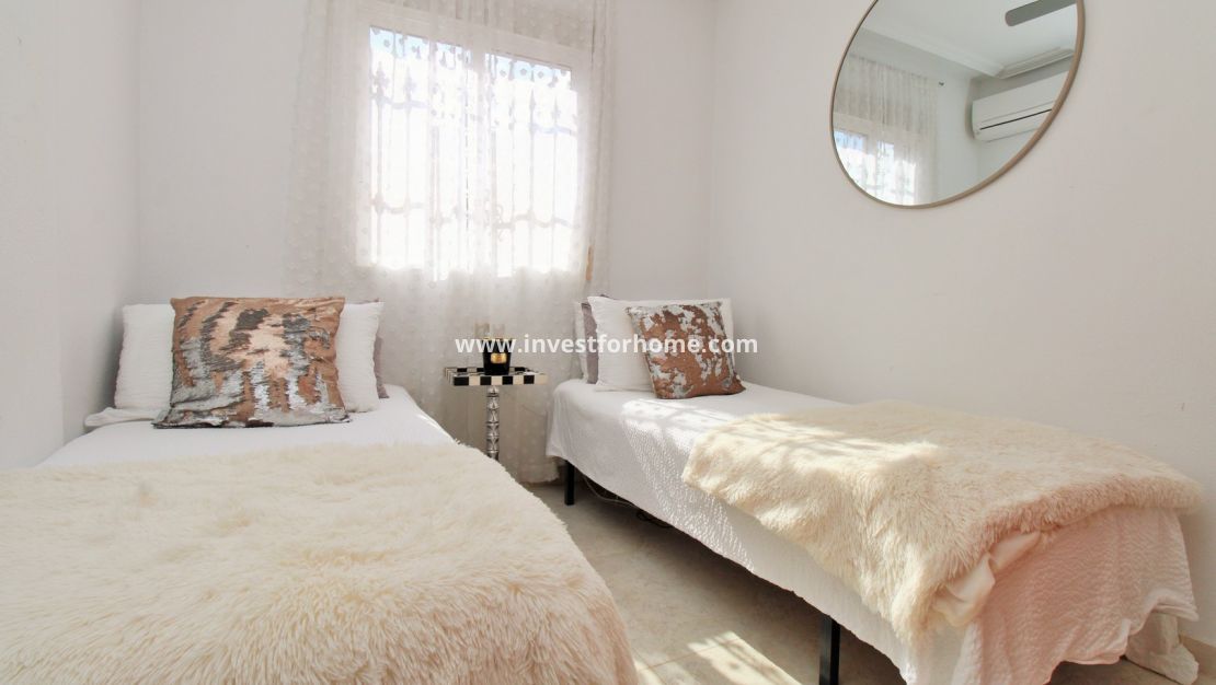 Försäljning - Hus - Orihuela Costa - Villamartín