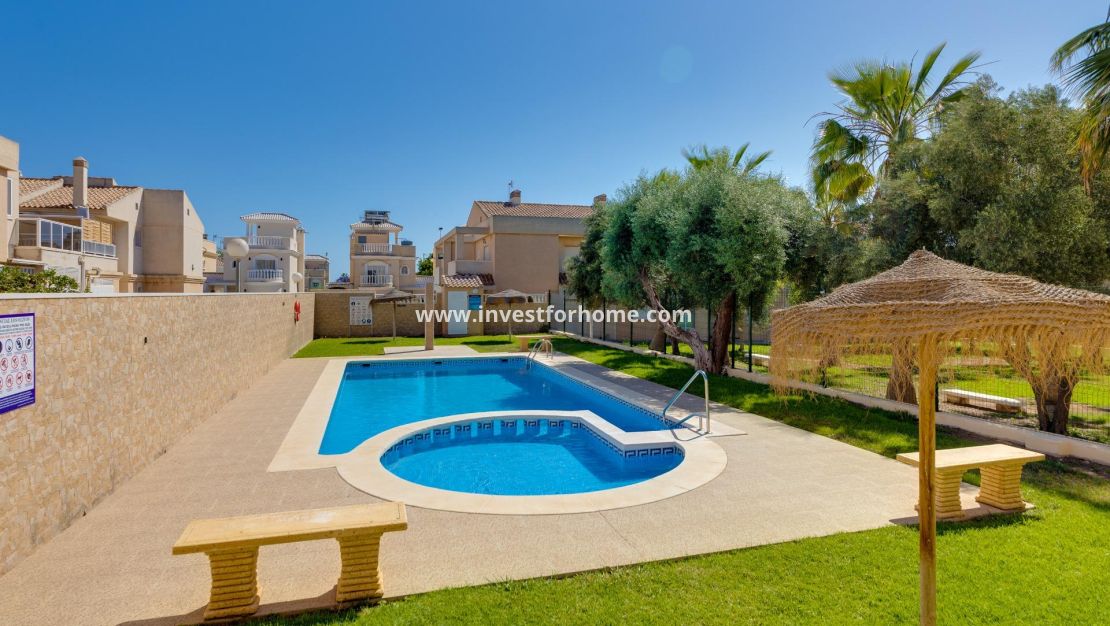 Försäljning - Hus - Torrevieja - aguas nuevas