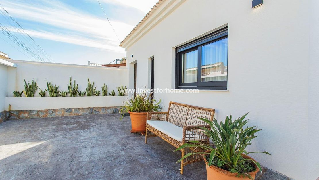 Försäljning - Hus - Torrevieja - La Siesta-El Chaparral