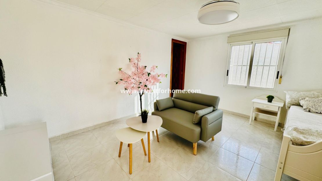 Försäljning - Hus - Torrevieja - La Siesta - El Salado - Torreta
