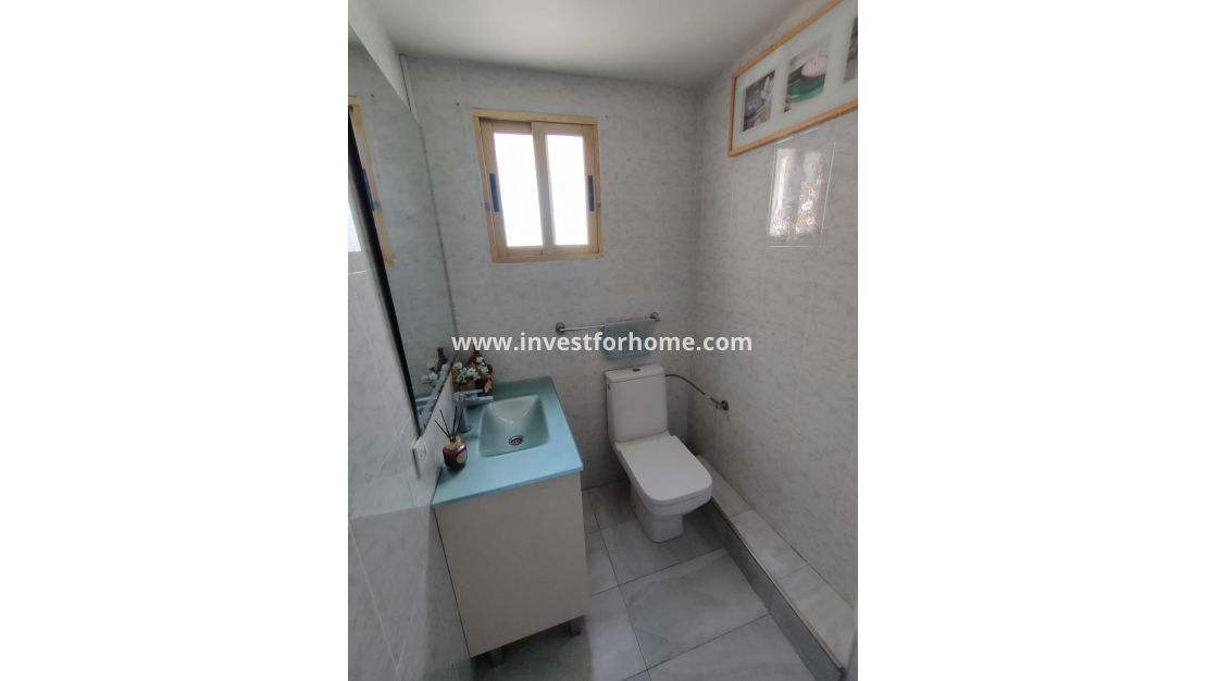 Försäljning - Lägenhet - Guardamar del Segura - Zona Pueblo