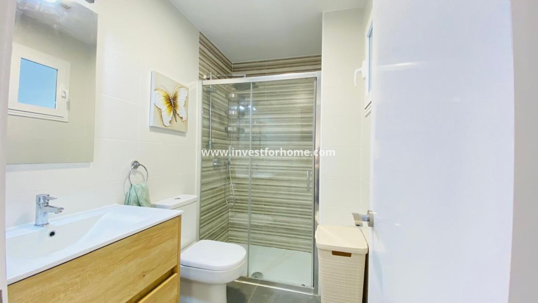 Försäljning - Lägenhet - Orihuela Costa - Altos De Campoamor