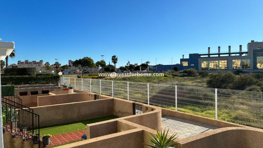 Försäljning - Lägenhet - Orihuela Costa - Costa Blanca