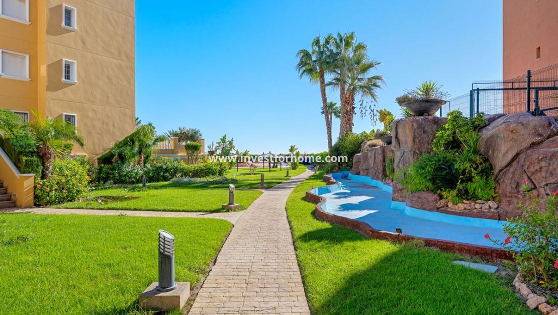 Försäljning - Lägenhet - Orihuela Costa - Costa Blanca