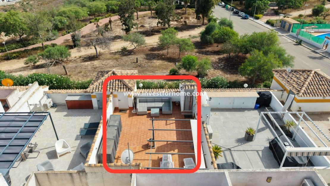 Försäljning - Lägenhet - Orihuela Costa - Entre Naranjos - Vistabella Golf