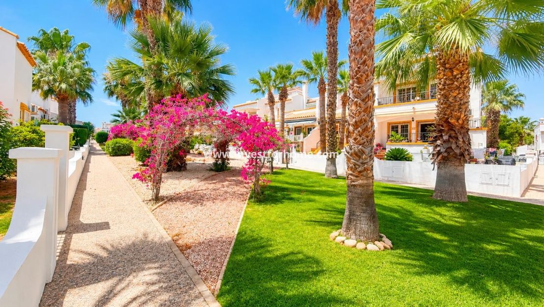 Försäljning - Lägenhet - Orihuela Costa - Inland