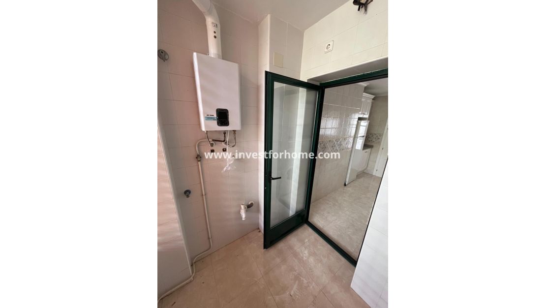 Försäljning - Lägenhet - Orihuela Costa - Lomas De Campoamor Golf