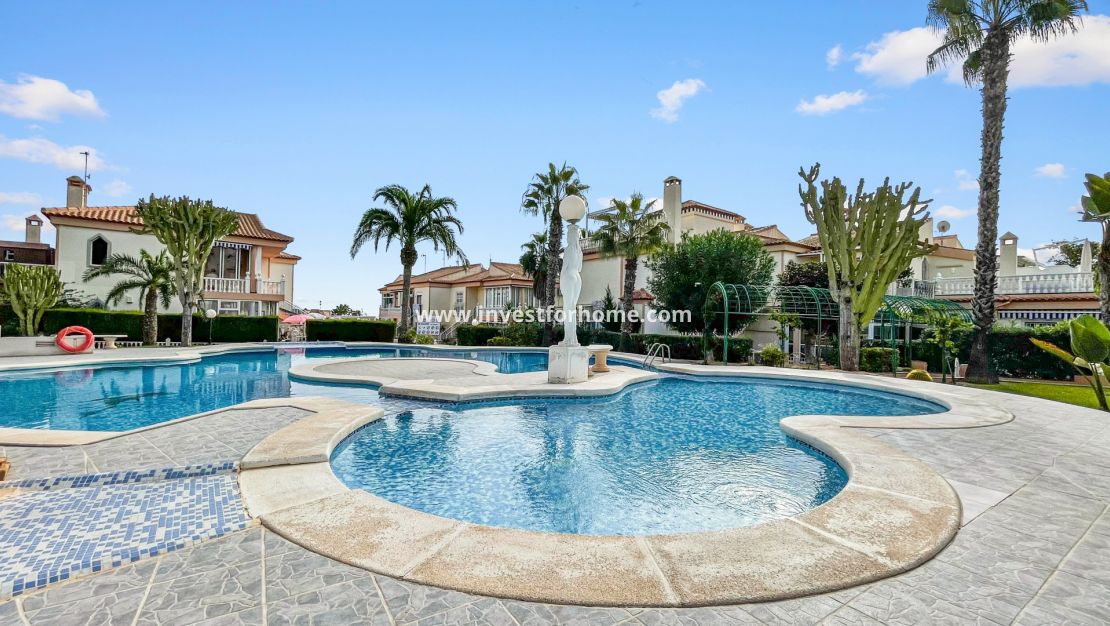 Försäljning - Lägenhet - Orihuela Costa - Los Altos *
