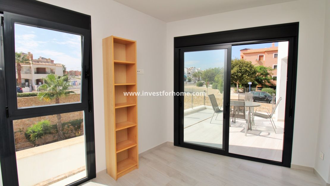 Försäljning - Lägenhet - Orihuela Costa - Pau 8
