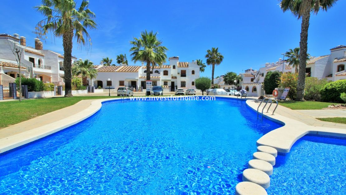 Försäljning - Lägenhet - Orihuela Costa - Pau 8