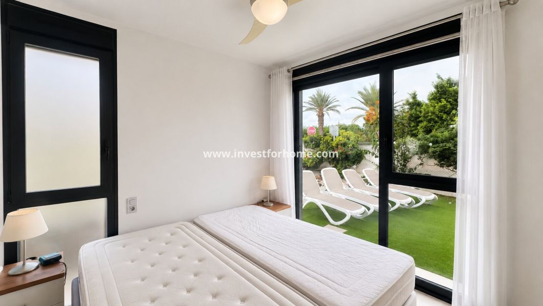 Försäljning - Lägenhet - Orihuela Costa - Punta Prima