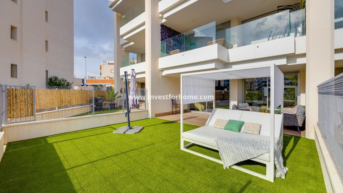 Försäljning - Lägenhet - Orihuela Costa - Villamartín-las Filipinas