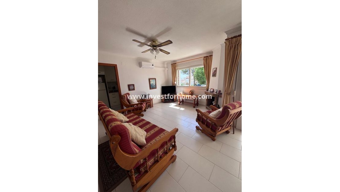 Försäljning - Lägenhet - Orihuela Costa - Villamartín