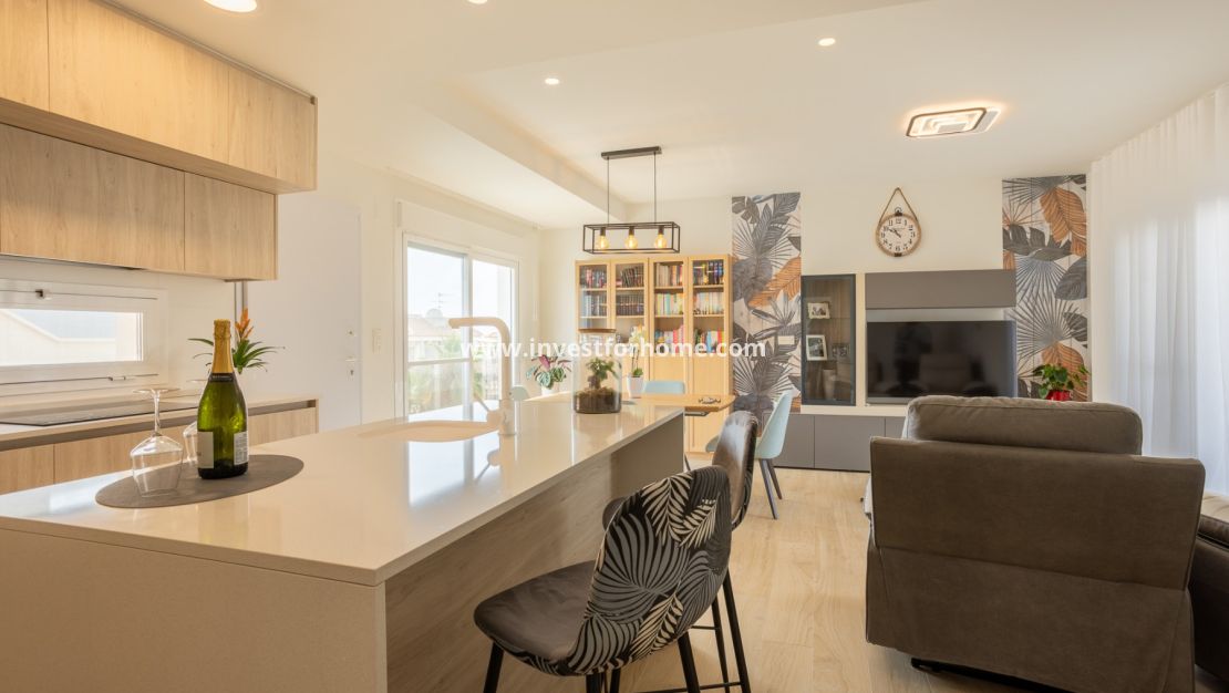 Försäljning - Lägenhet - San Miguel de Salinas - Inland