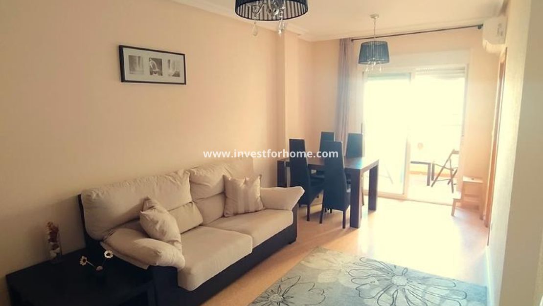 Försäljning - Lägenhet - Torrevieja - CENTRO CASCO URBANO