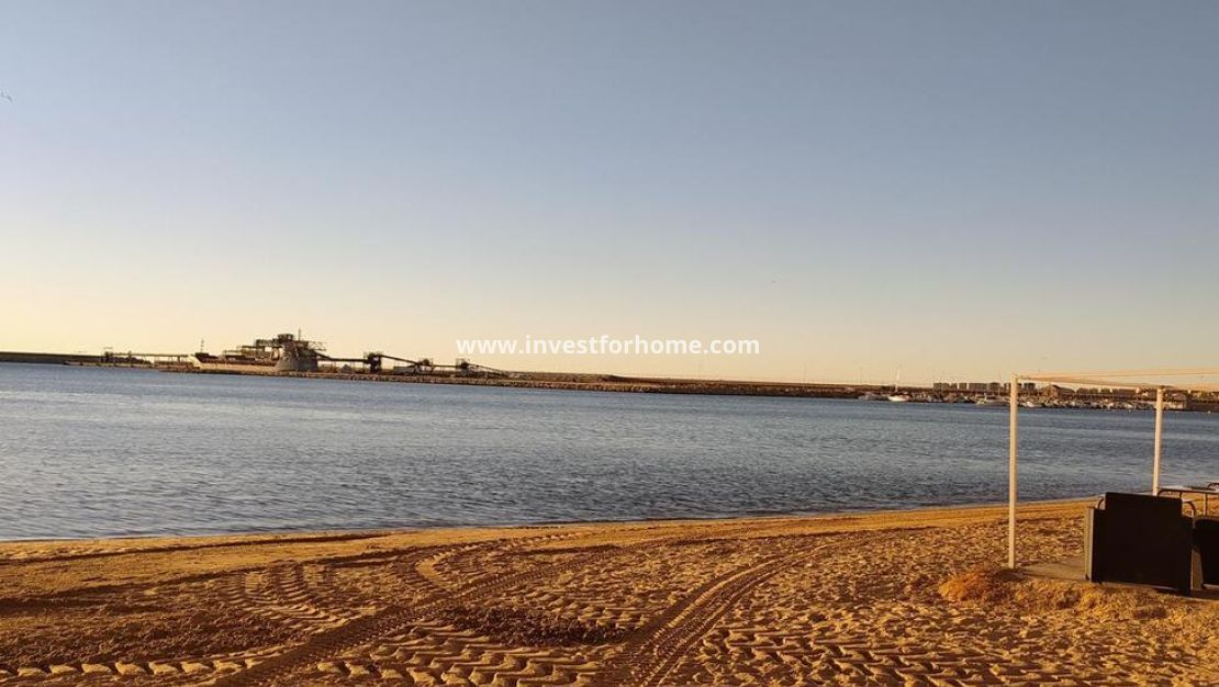 Försäljning - Lägenhet - Torrevieja - Centro