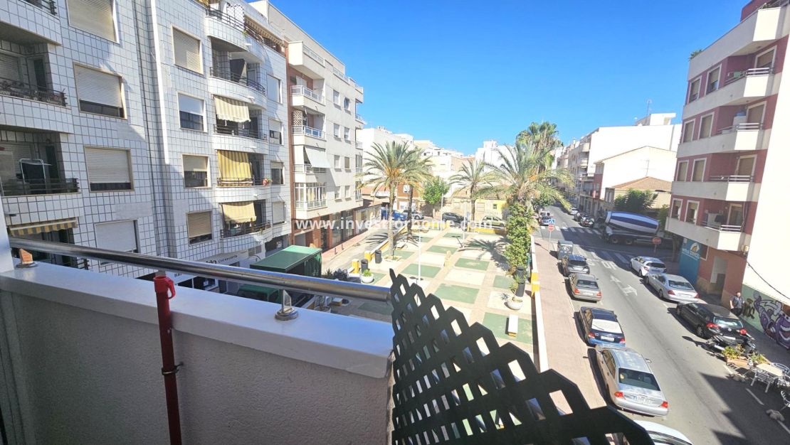 Försäljning - Lägenhet - Torrevieja - Centro