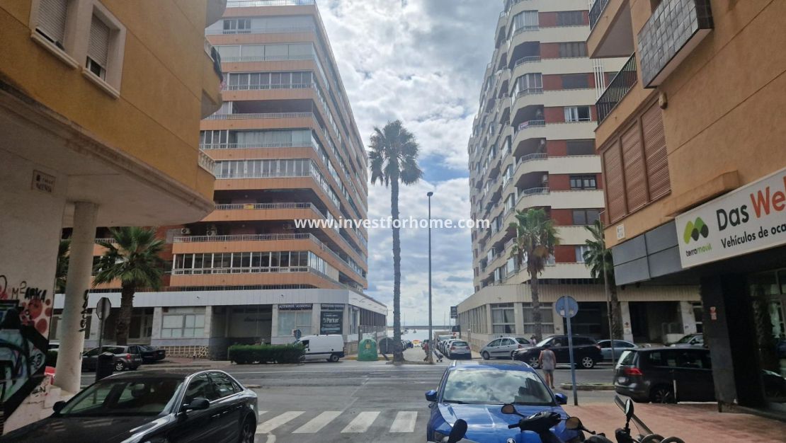 Försäljning - Lägenhet - Torrevieja - Centro