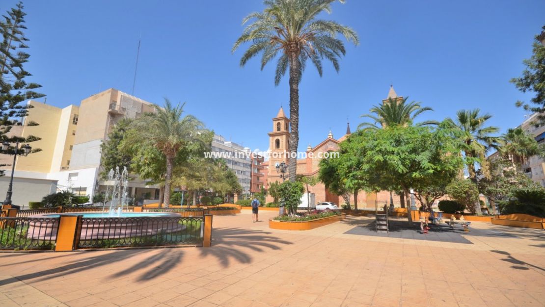 Försäljning - Lägenhet - Torrevieja - Centro