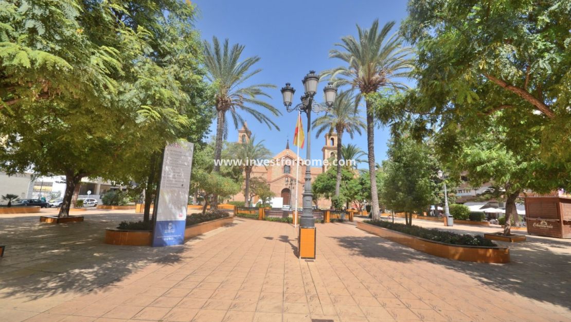 Försäljning - Lägenhet - Torrevieja - Centro