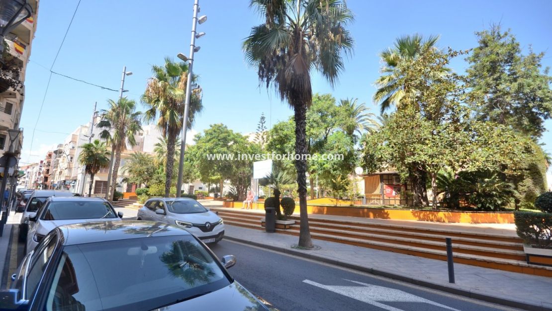 Försäljning - Lägenhet - Torrevieja - Centro