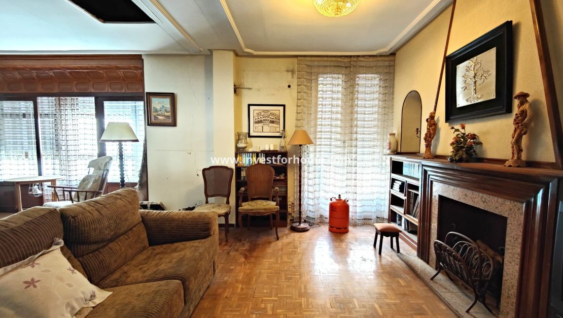 Försäljning - Lägenhet - Torrevieja - Centro