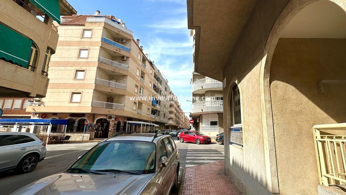 Försäljning - Lägenhet - Torrevieja - Centro