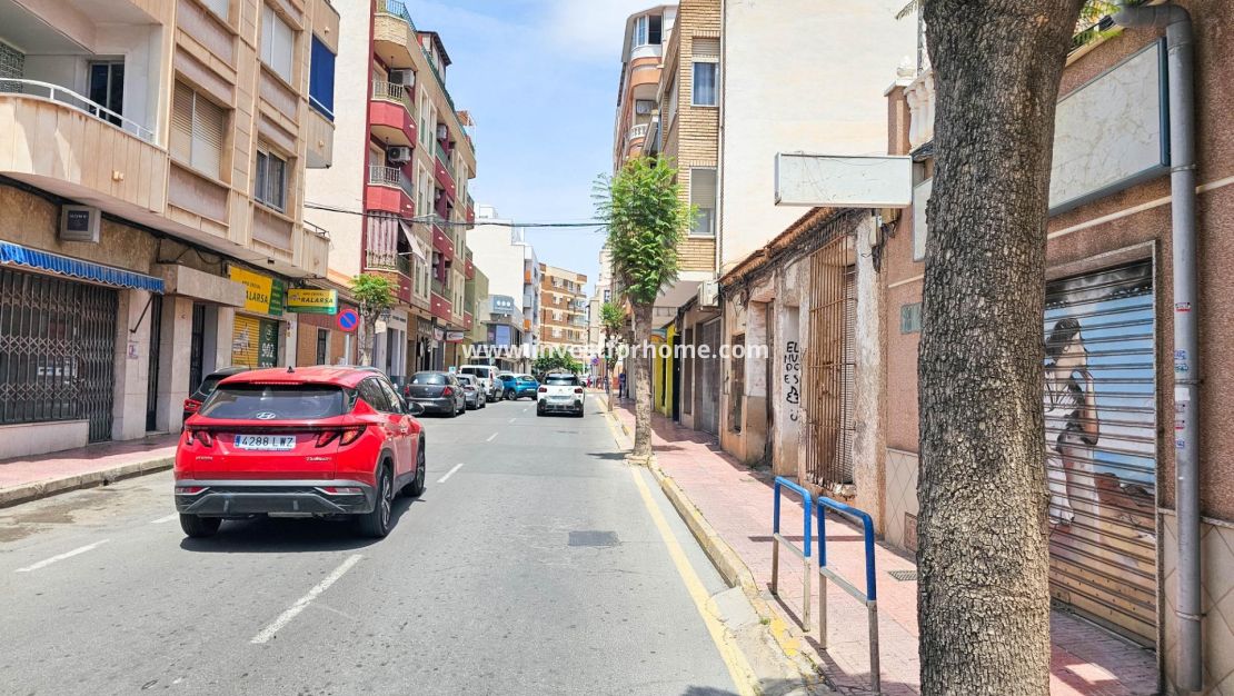 Försäljning - Lägenhet - Torrevieja - Centro