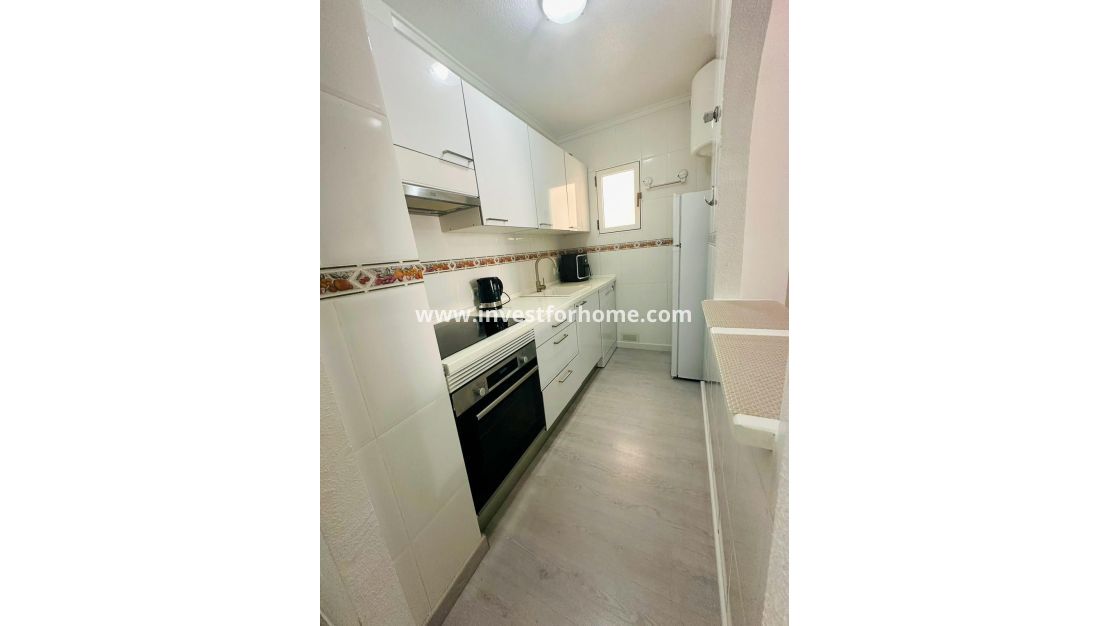 Försäljning - Lägenhet - Torrevieja - Centro