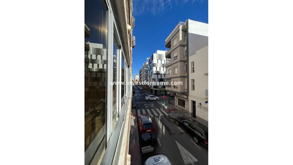 Försäljning - Lägenhet - Torrevieja - Centro