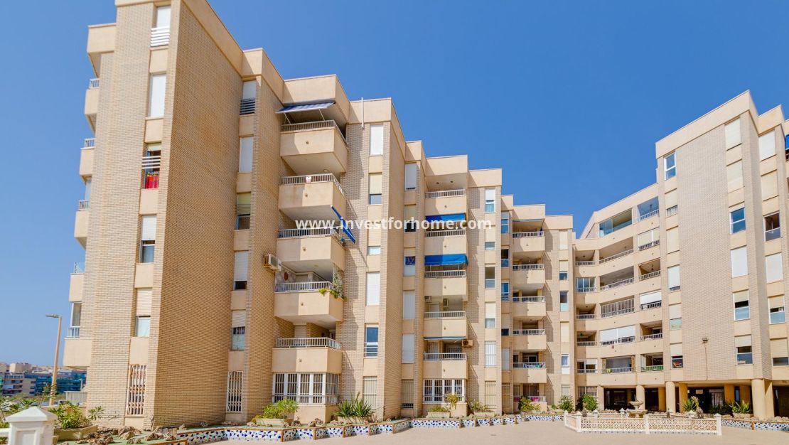 Försäljning - Lägenhet - Torrevieja - Centro