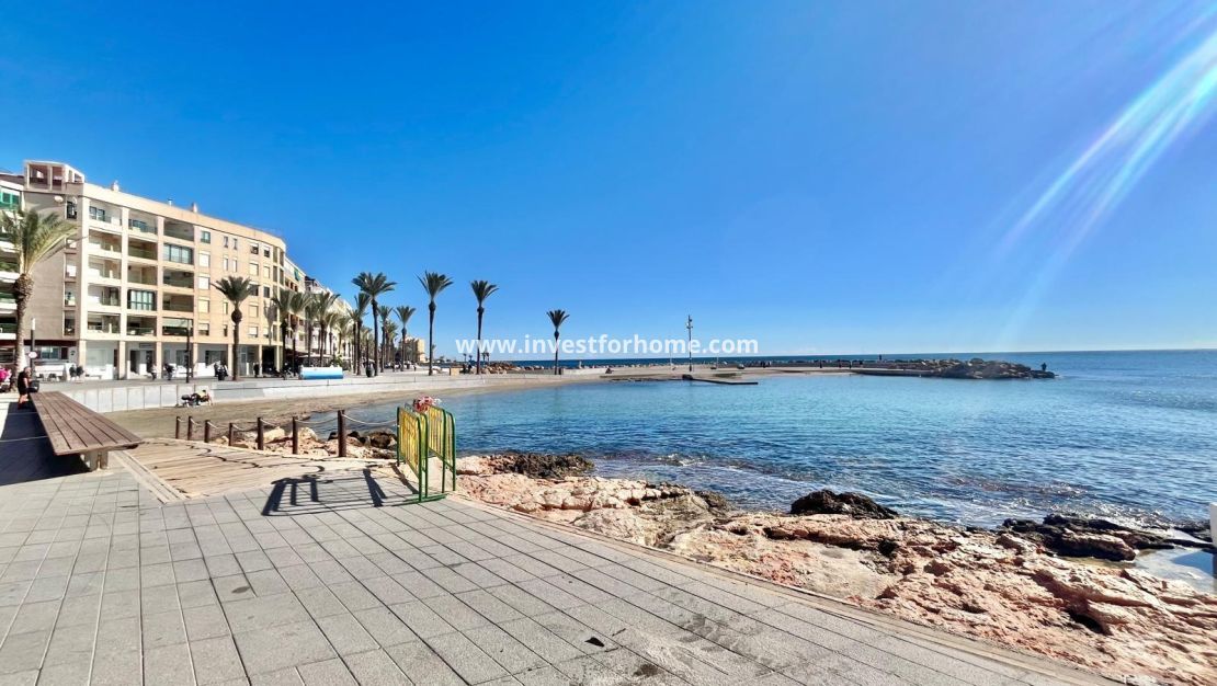 Försäljning - Lägenhet - Torrevieja - Centro
