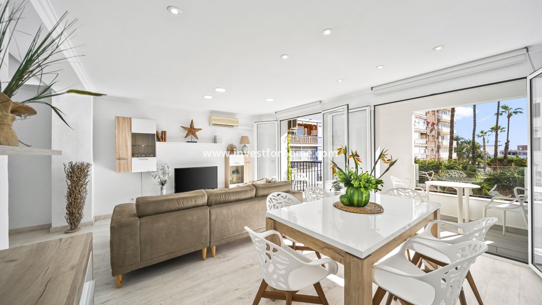 Försäljning - Lägenhet - Torrevieja - Centro