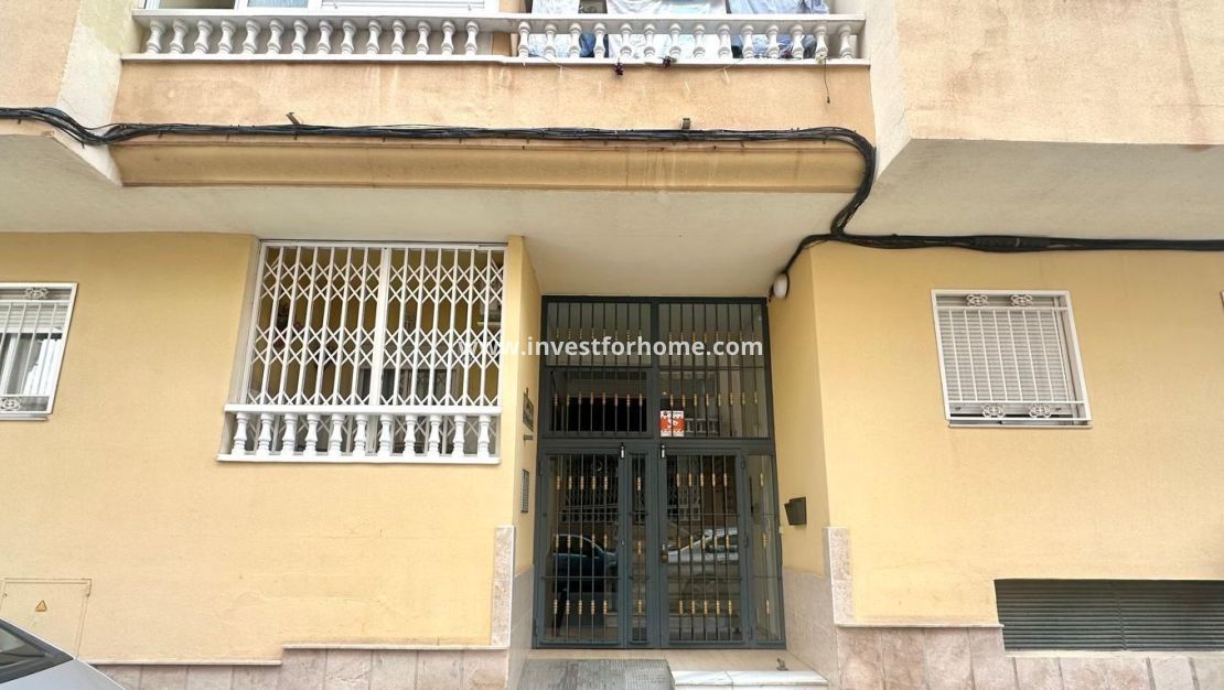 Försäljning - Lägenhet - Torrevieja - Centro