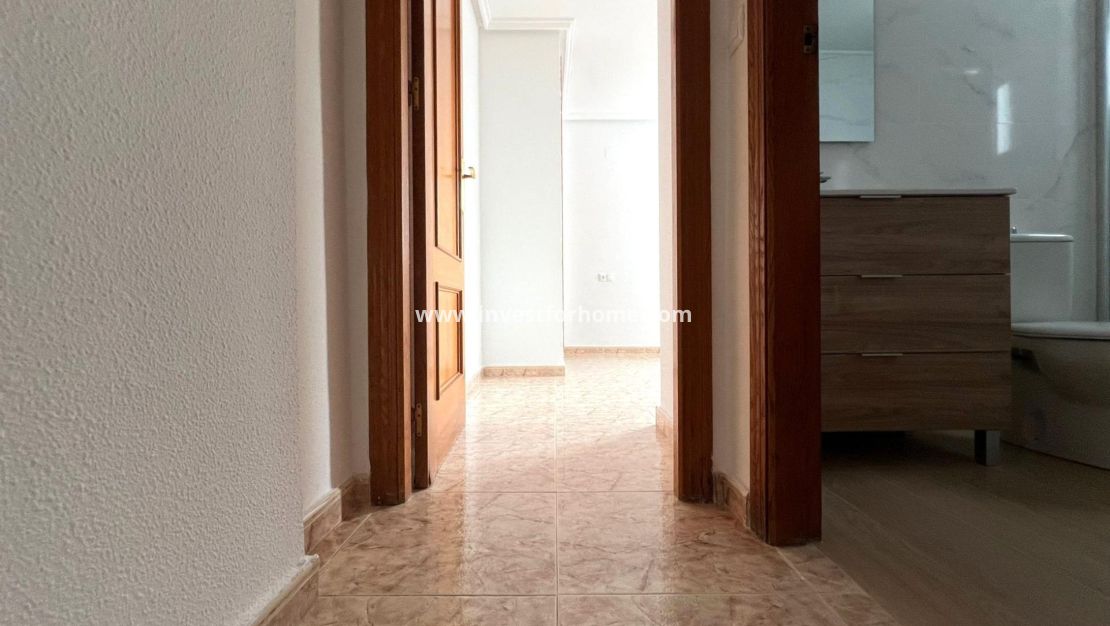 Försäljning - Lägenhet - Torrevieja - Centro