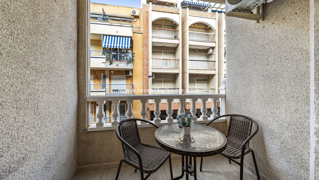 Försäljning - Lägenhet - Torrevieja - Centro