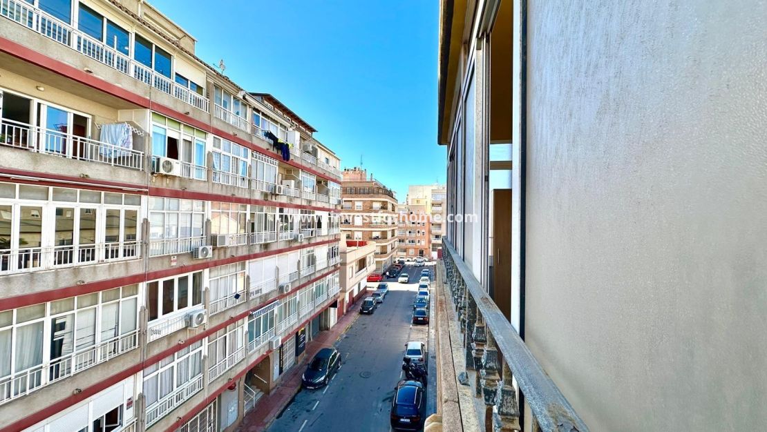 Försäljning - Lägenhet - Torrevieja - Centro