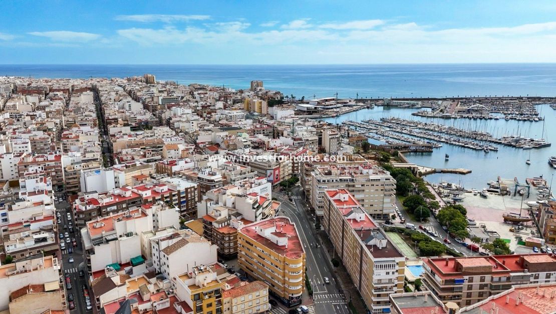 Försäljning - Lägenhet - Torrevieja - Centro