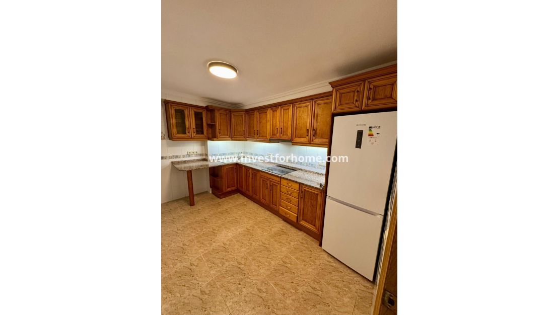 Försäljning - Lägenhet - Torrevieja - Centro