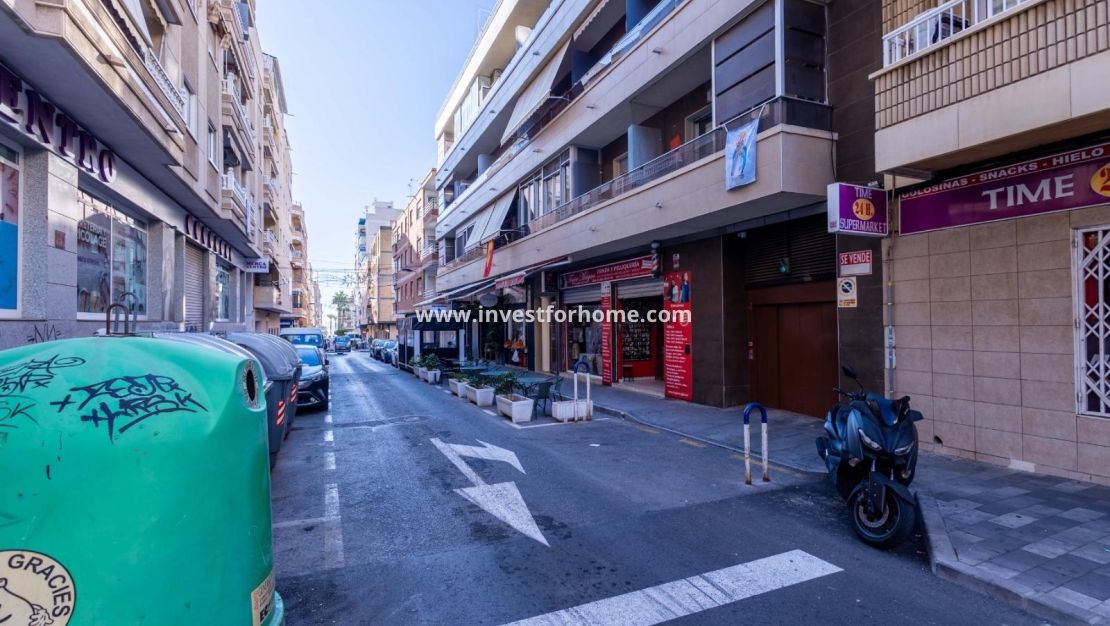 Försäljning - Lägenhet - Torrevieja - Centro