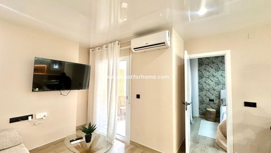 Försäljning - Lägenhet - Torrevieja - Centro