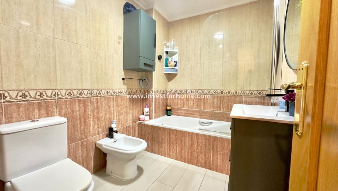 Försäljning - Lägenhet - Torrevieja - Centro