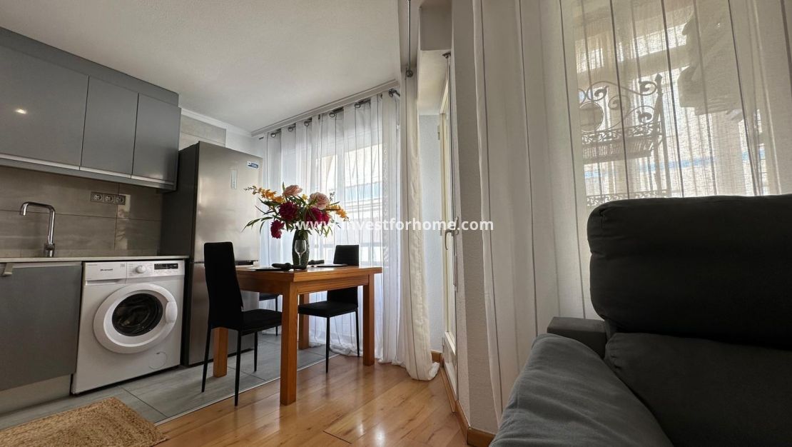 Försäljning - Lägenhet - Torrevieja - Centro